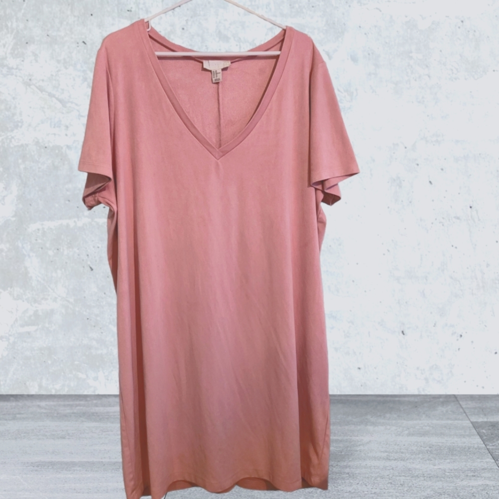 Forever 21 Pretty Pink Short Sleeve Shift.